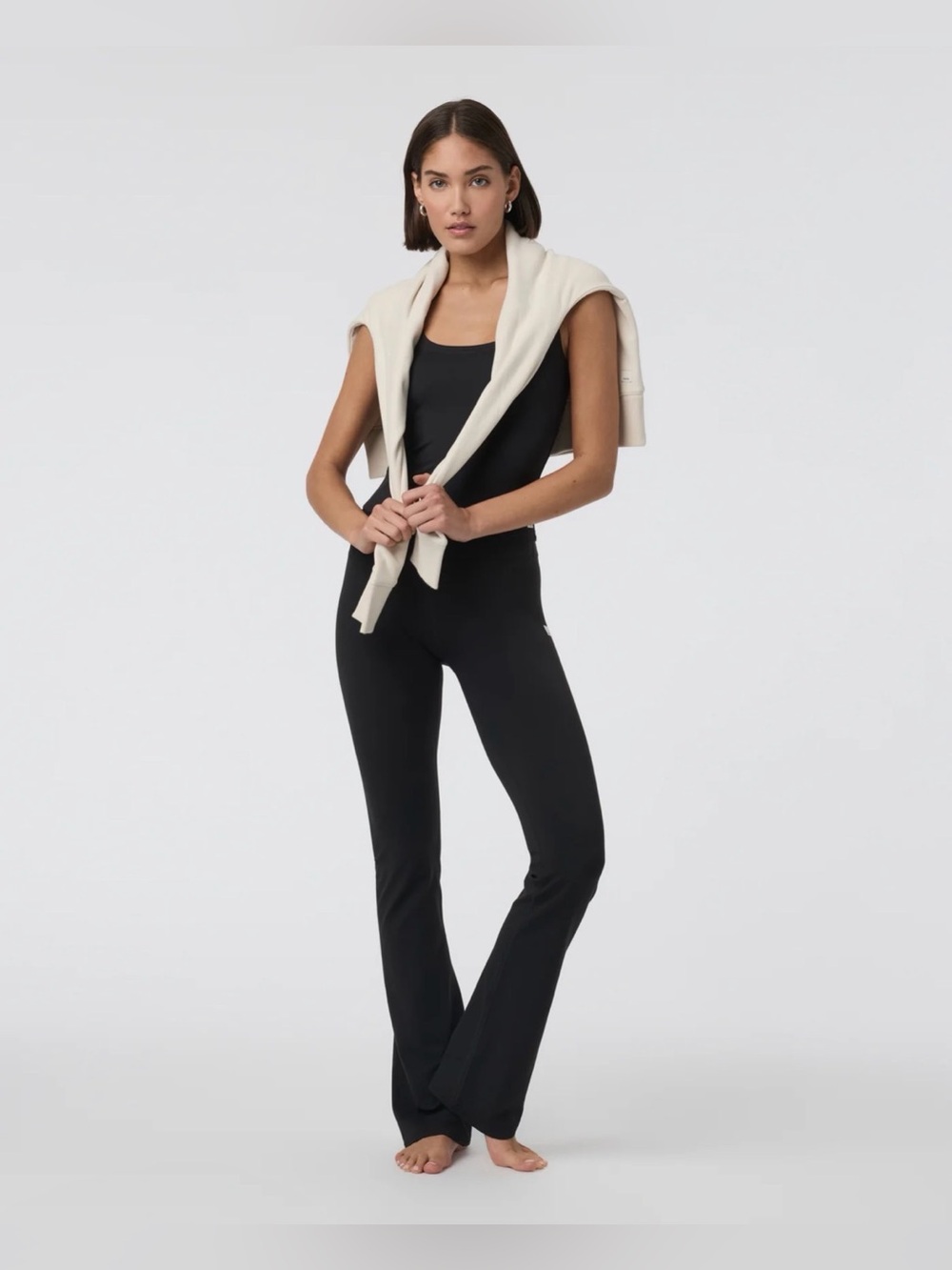 Vuori AllTheFeels Slim Flare - Picture 4 of 8